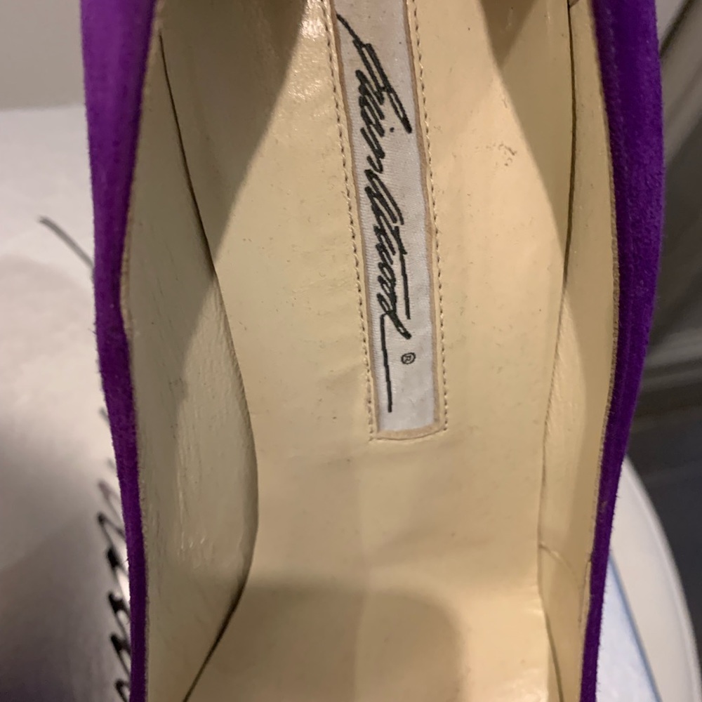 heels - Picture 2 of 7